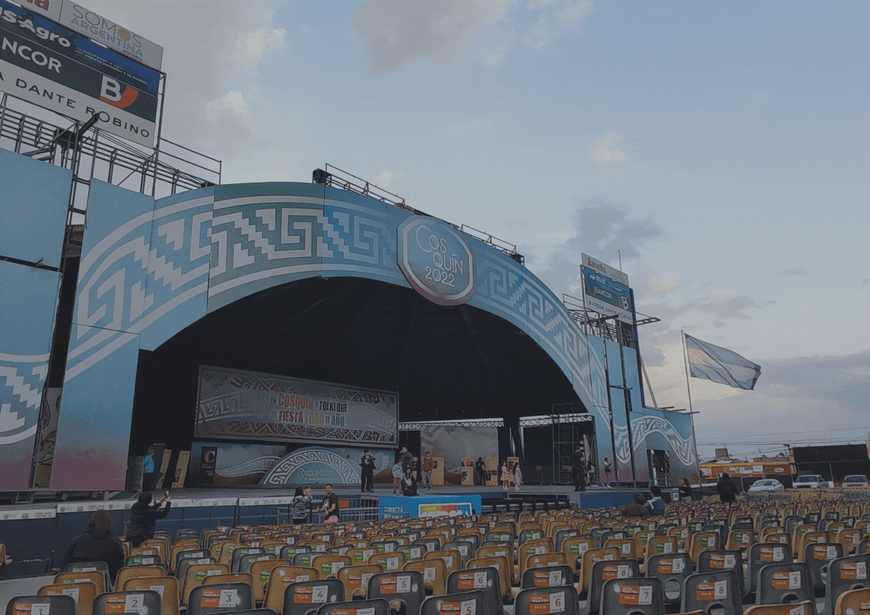 Cosquin empieza a cantar